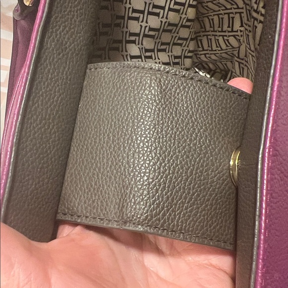 Tignanello Plum Pebbled Leather Tote Bag – Gold Hardware – Excellent Condition - Picture 12 of 15